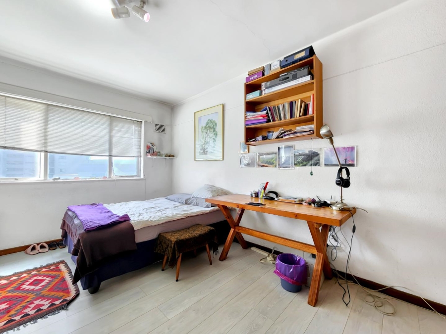 2 Bedroom Property for Sale in Sea Point Western Cape